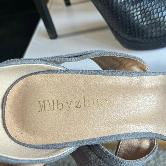 Gray Medium Suede Heel Sandals with Ankle Strap - Picture 4 of 5